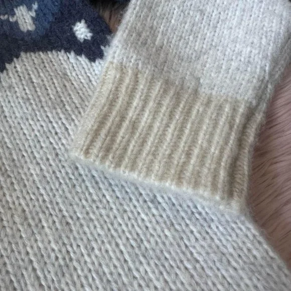 Aerie Chunky Knit Oversized Nordic sweater size small - Picture 5 of 7